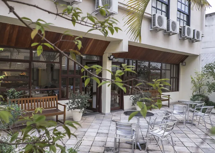 Serrano Residencial Hotel